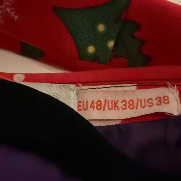 OppoSuits Red Christmas Suit with Snowman and Tree Design - Picture 9 of 10